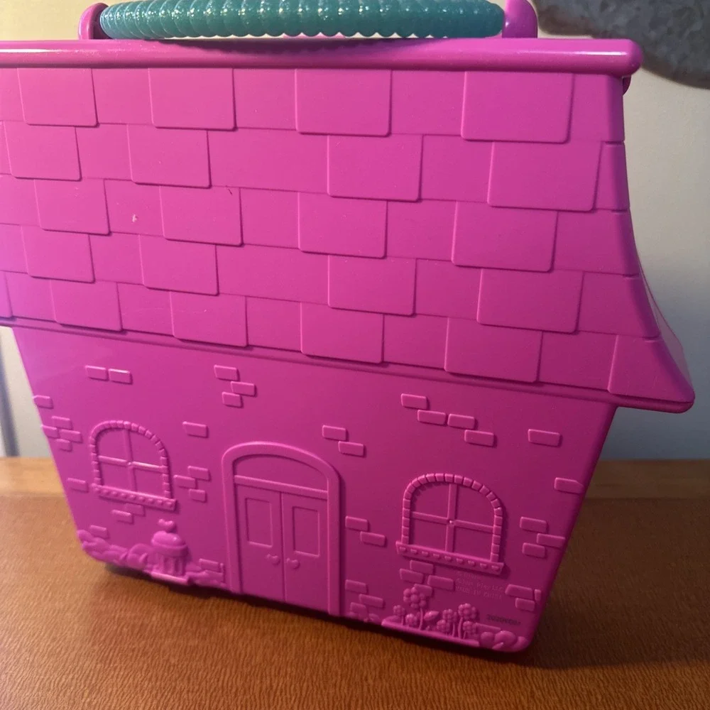 LOT 21 DISNEY‎ Doorables Figures in PINK Ultimate Collectors Case Rare